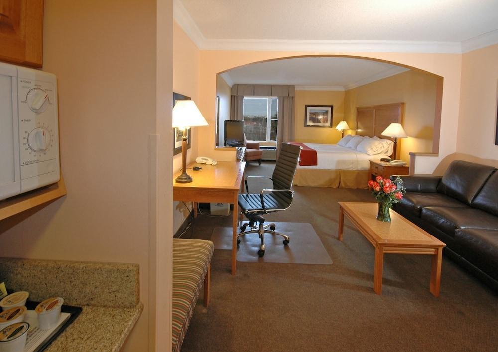 Holiday Inn Express Hotel & Suites Charlottetown By Ihg Esterno foto