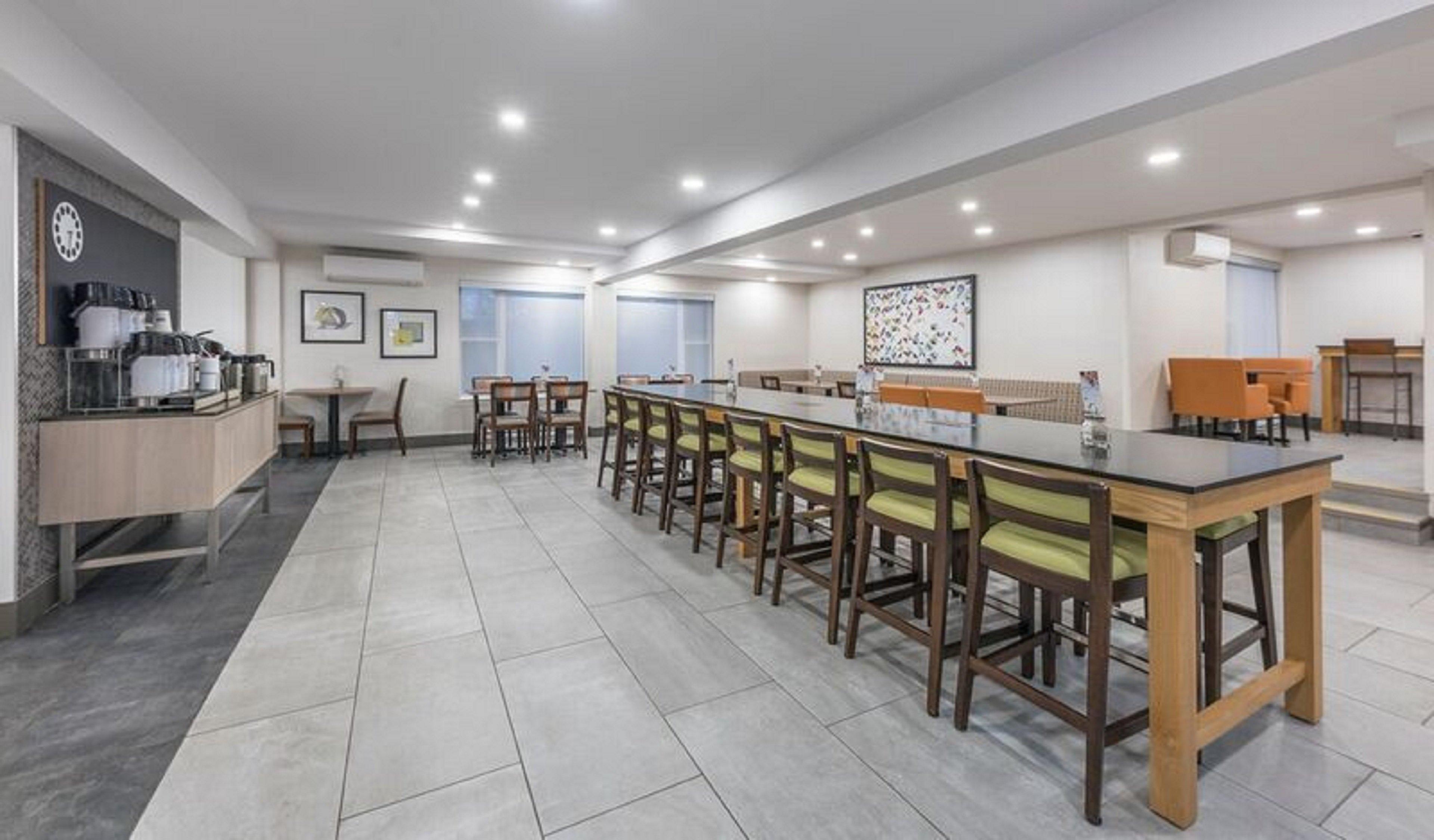 Holiday Inn Express Hotel & Suites Charlottetown By Ihg Esterno foto