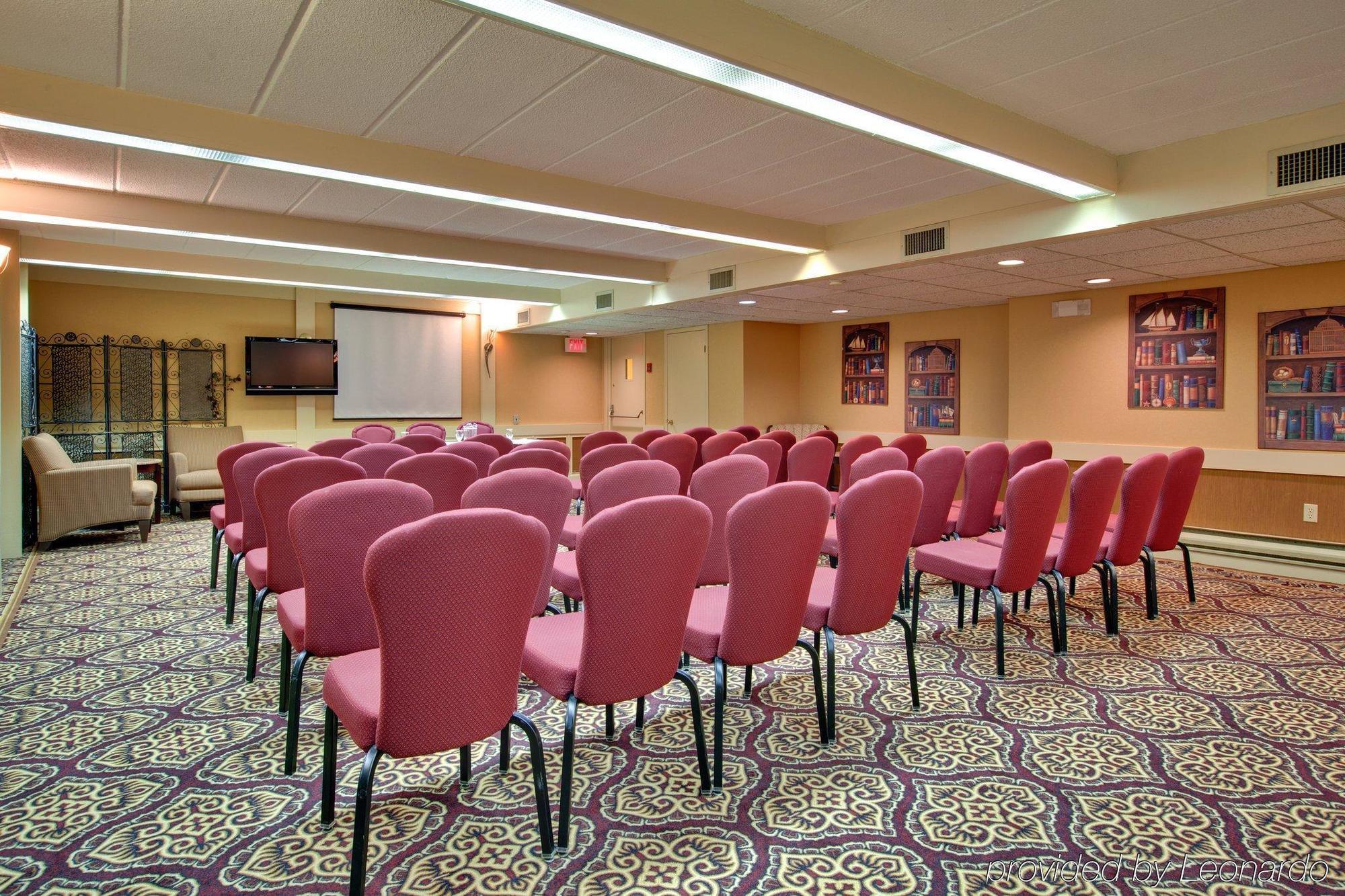 Holiday Inn Express Hotel & Suites Charlottetown By Ihg Esterno foto