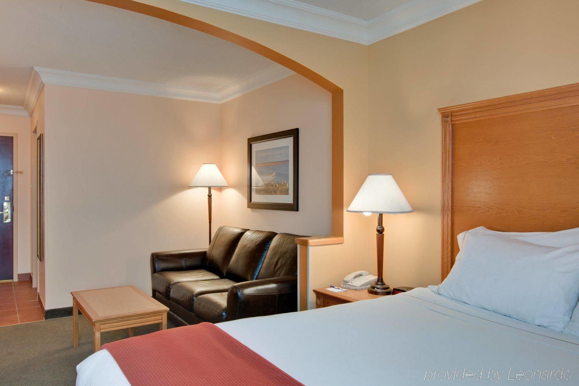 Holiday Inn Express Hotel & Suites Charlottetown By Ihg Esterno foto